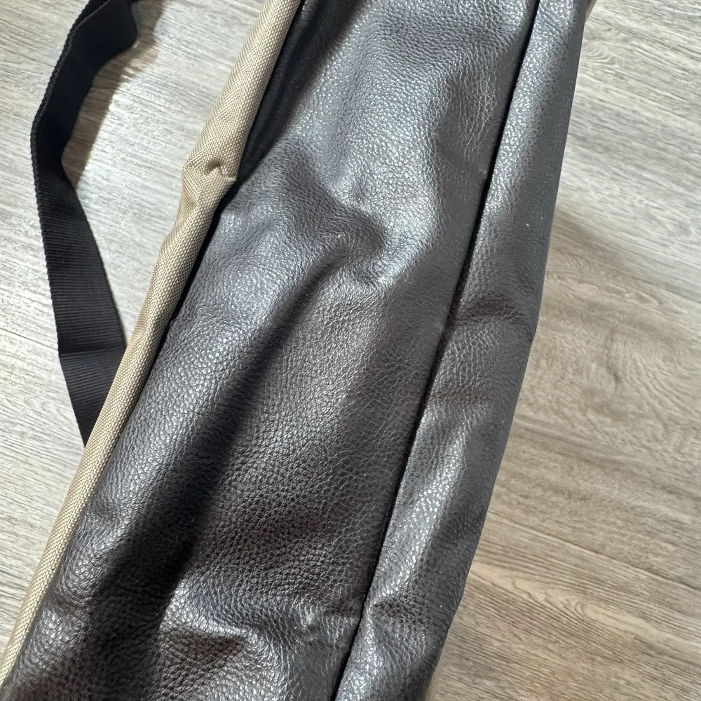 Calvin Klein Euphoria Mens Messenger Laptop Crossbody Bag Lightweight NEW